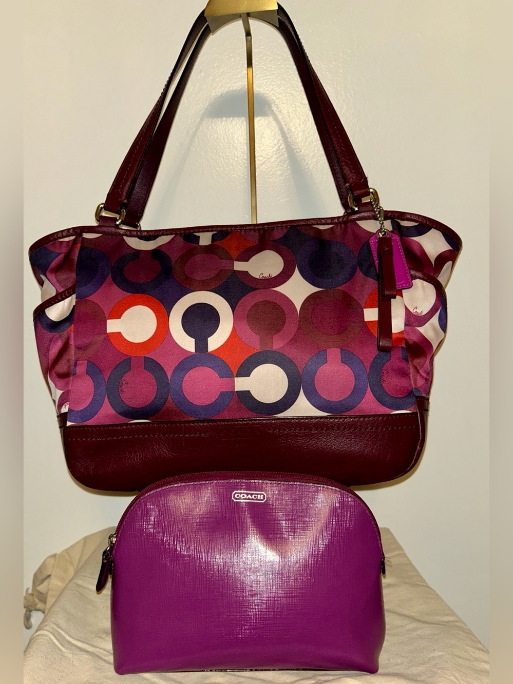 Coach Park Op Art Scarf Print Carrie Tote & Darcy Leather Cosmetic Case.